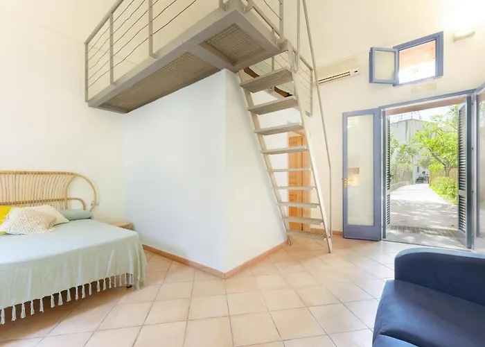 Casa Giovanni Da 3* Procida